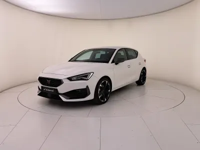 Usata Cupra Leon 150 CV (110 kW) 2023 Bianco candy Berlina