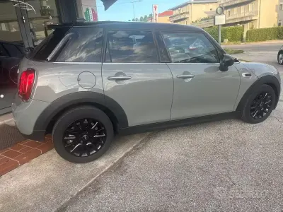 Usata Mini One D 95 CV (69 kW) 2019 Grigio Utilitaria