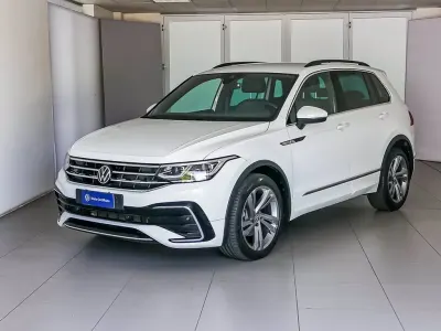 Usata VW Tiguan R-line 150 CV (110 kW) 2023 Pure white SUV