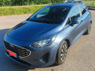 Usata Ford Fiesta Titanium 75 CV (55 kW) 2023 Blu/azzurro Utilitaria