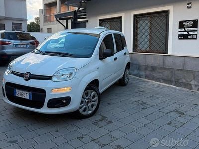 Usata Fiat Panda Lounge 83 CV (61 kW) 2019 Bianco Utilitaria