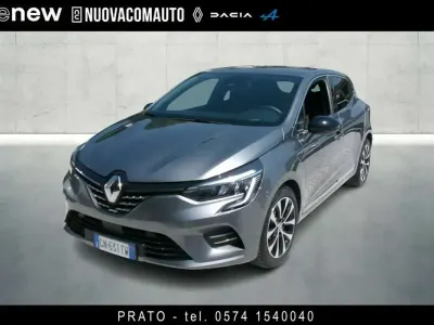 Usata Renault Clio V Techno 145 CV (106 kW) 2023 Grigio scisto Berlina