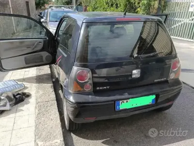 Usata Seat Arosa 60 CV (44 kW) 2003 Nero Utilitaria