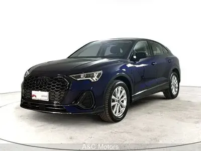 Usata Audi Q3 Sportback Business Plus 150 CV (110 kW) 2023 Blu SUV