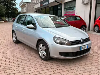 Usata VW Golf VI Comfortline 110 CV (80 kW) 2009 Grigio Berlina