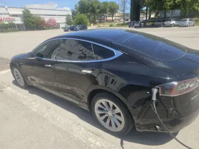 Usata Tesla Model S 135 kW (184 CV) 2018 Utilitaria