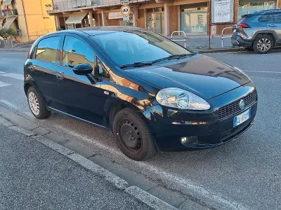 Usata Fiat Grande Punto Active 65 CV (47 kW) 2008 Utilitaria