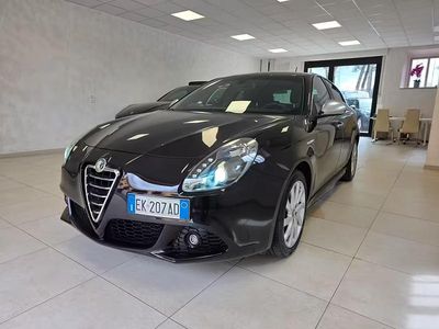 Usata Alfa Romeo Giulietta Distinctive 104 CV (76 kW) 2011 Marrone Utilitaria