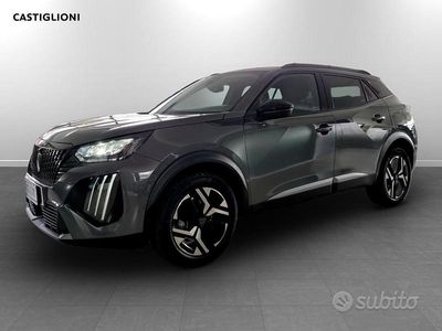 Usata Peugeot 2008 Allure 101 CV (74 kW) 2025 Grigio selenium SUV