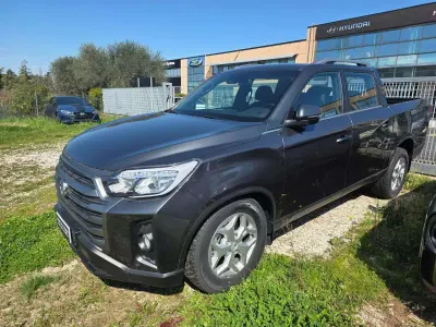 Nuova KGM Rexton 201 CV (147 kW) 2025 Grigio scuro SUV
