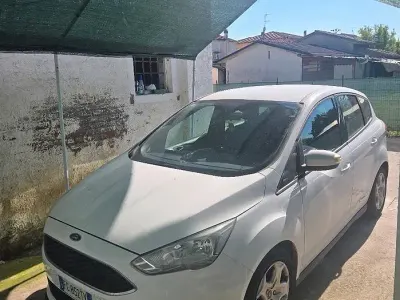 Usata Ford C-MAX 120 CV (88 kW) 2016 Bianco Monovolume
