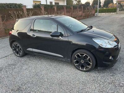 usata DS Automobiles DS3 DS 31.6 hdi 110 sport chic