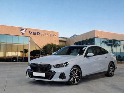 Usata BMW 540 M Sport 303 CV (222 kW) 2025 Grigio Berlina