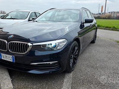 Usata BMW 530 249 CV (183 kW) 2019 Blu Station wagon