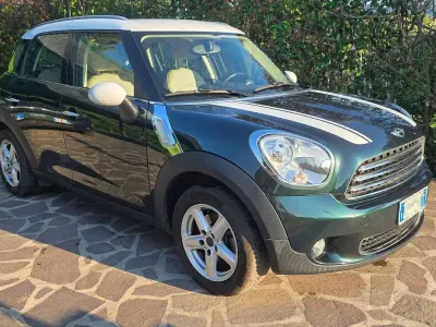 Usata Mini Cooper Countryman 122 CV (89 kW) 2011 Verde SUV