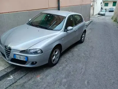 Usado Alfa Romeo 147 120 CV (88 kW) 2007 Utilitario
