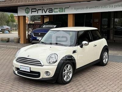 Usata Mini Cooper D 111 CV (81 kW) 2014 Bianco Utilitaria