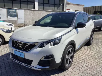 Usata Peugeot 3008 GT-line 131 CV (96 kW) 2019 Bianco SUV