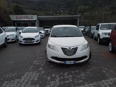 Usata Lancia Ypsilon Gold 95 CV (69 kW) 2011 Bianco Utilitaria