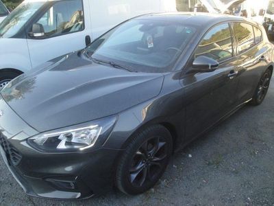 Usata Ford Focus ST-Line 120 CV (88 kW) 2020 Grigio Berlina