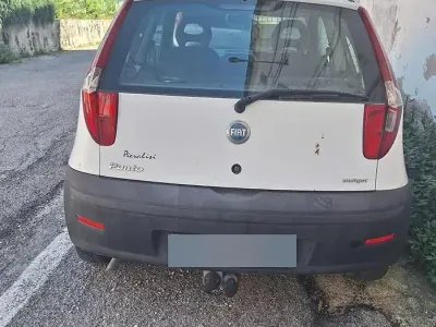 Usata Fiat Punto 69 CV (50 kW) 2004 Utilitaria