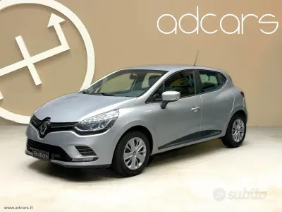Usata Renault Clio IV Zen 75 CV (55 kW) 2017 Grigio Berlina