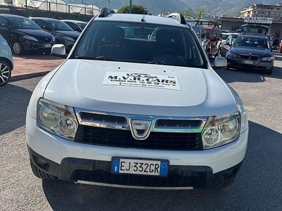 Usata Dacia Duster Lauréate 110 CV (80 kW) 2011 Bianco SUV