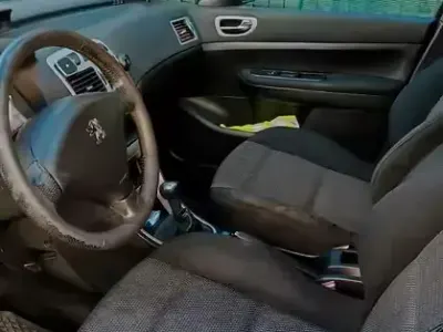 Usata Peugeot 307 109 CV (80 kW) 2008 Grigio Berlina