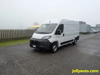 Usata Peugeot Boxer S 140 CV (102 kW) 2024 Bianco / pastello Furgone