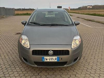 Usata Fiat Punto 75 CV (55 kW) 2009 Grigio Utilitaria