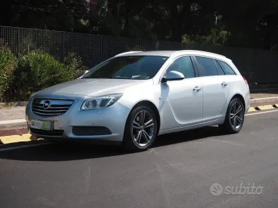 Usata Opel Insignia Cosmo 160 CV (117 kW) 2011 Grigio Station wagon