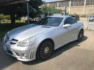 Usata Mercedes SLK200 163 CV (119 kW) 2004 Argento Cabrio