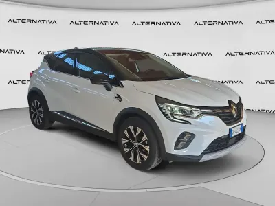 Usata Renault Captur Intens 101 CV (74 kW) 2023 Bianco SUV