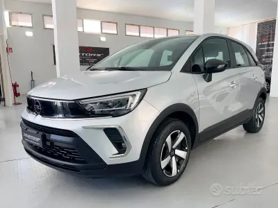 Usata Opel Crossland 110 CV (80 kW) 2022 Grigio SUV