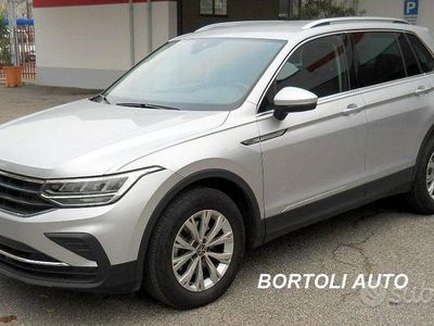 Usata VW Tiguan Life 150 CV (110 kW) 2021 Grigio SUV