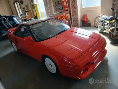Usata Toyota MR2 125 CV (91 kW) 1987 Rosso Coupé