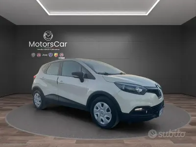 Usata Renault Captur 90 CV (66 kW) 2014 Beige SUV