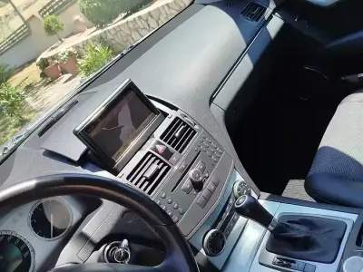 Usata Mercedes 220 Avantgarde 150 CV (110 kW) 2007 Berlina