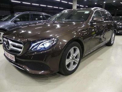 Usata Mercedes E220 Premium 170 CV (125 kW) 2016 Nero Berlina