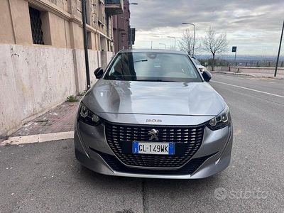 Grigio Usata 2022 Peugeot 208 Allure Utilitaria | 12.700 € (Buon prezzo)