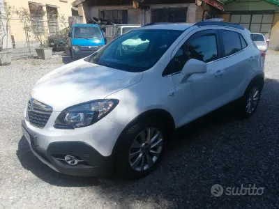 Usata Opel Mokka Cosmo 131 CV (96 kW) 2014 Bianco SUV