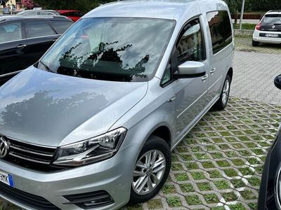 usata VW Caddy 2.0 TDI 102 CV Semplicemente perfetto