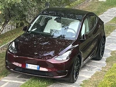 Usata Tesla Model Y Performance 155 kW (211 CV) 2023 Rosso SUV