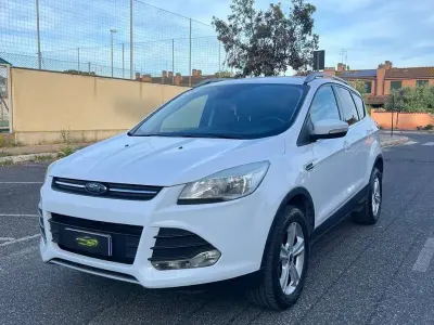 Usado Ford Kuga Business Edition 120 CV (88 kW) 2016 Other SUV