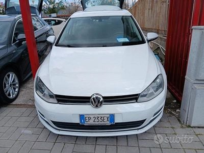 Usata VW Golf VI Highline 104 CV (76 kW) 2011 Bianco Utilitaria