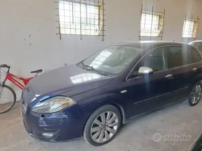 Usata Fiat Croma 200 CV (147 kW) 2008 Bluazzurro Station wagon