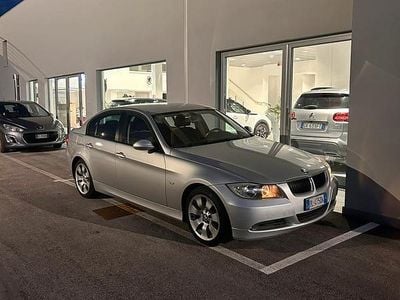 Usata BMW 318 143 CV (105 kW) 2007 Berlina