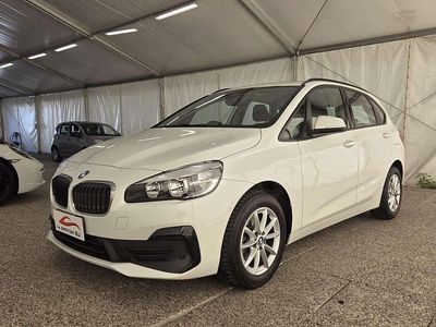 Usata BMW 216 Active Tourer Advantage 116 CV (85 kW) 2018 Bianco Monovolume