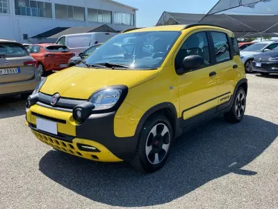 Usata Fiat Panda Cross Cross 69 CV (50 kW) 2020 Giallo Utilitaria