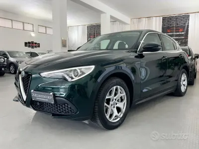 Usata Alfa Romeo Stelvio 190 CV (139 kW) 2021 Verde SUV